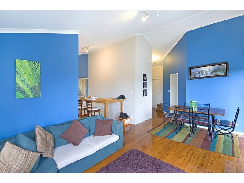 11 Daley Ave, Daleys Point NSW 2257