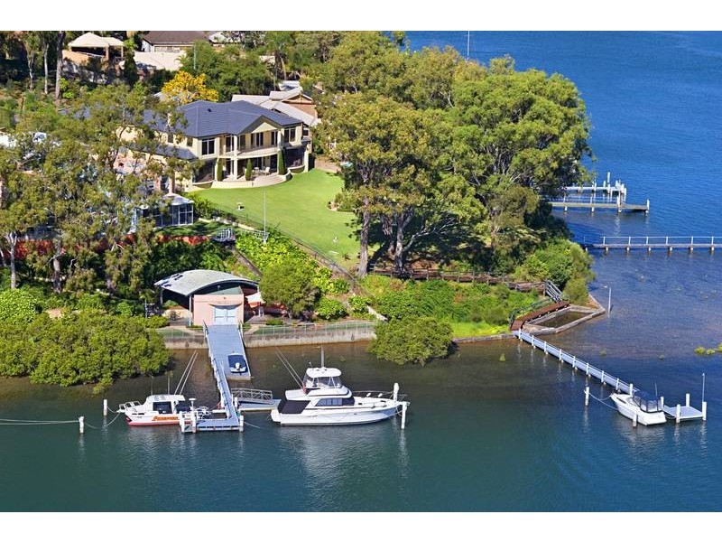 52 Daleys Avenue, Daleys Point NSW 2257