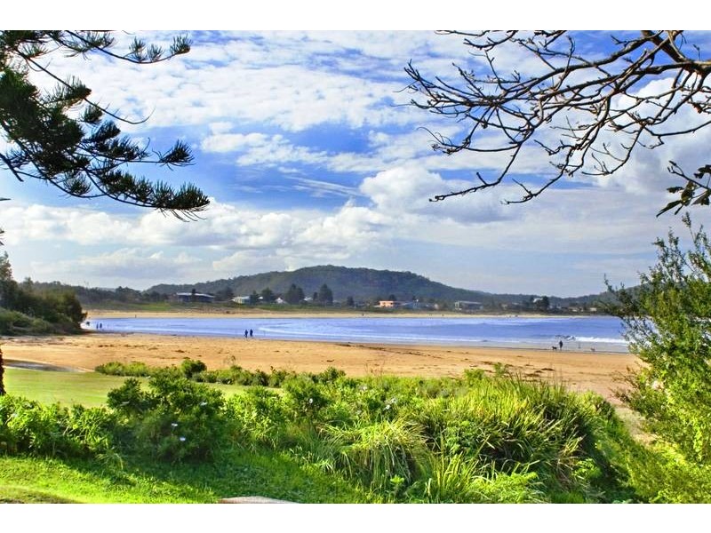 2 Berrima Crescent, Umina Beach NSW 2257