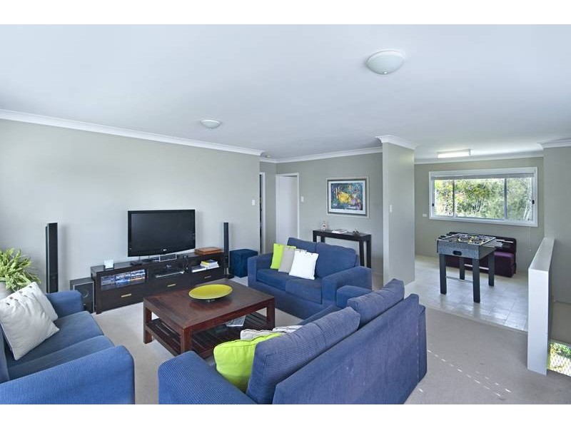 2 Berrima Crescent, Umina Beach NSW 2257