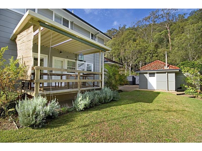 2 Berrima Crescent, Umina Beach NSW 2257
