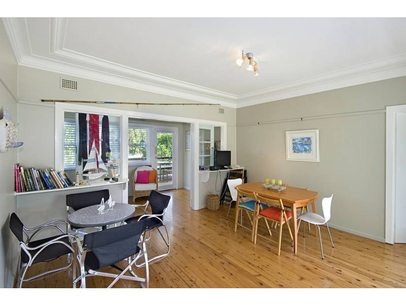 2 Berrima Crescent, Umina Beach NSW 2257