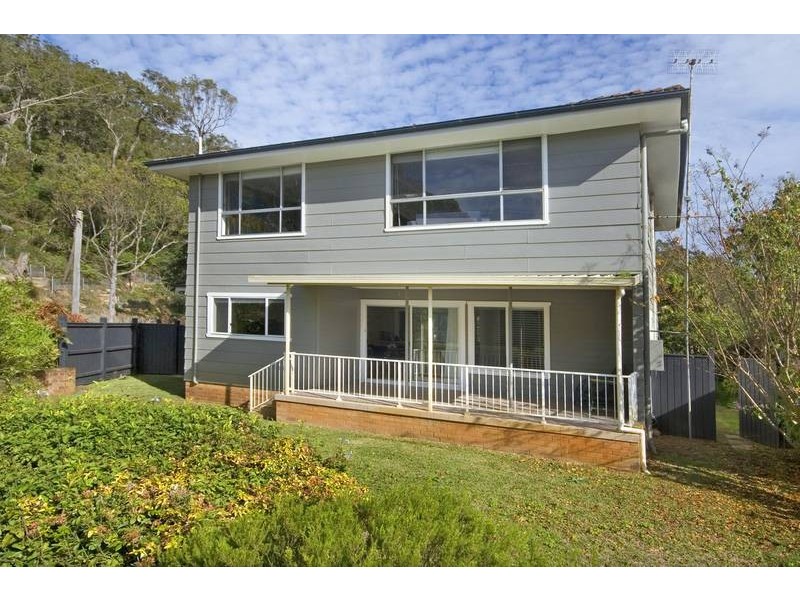 2 Berrima Crescent, Umina Beach NSW 2257