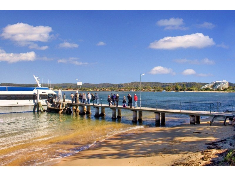 2 Ferry Road, Ettalong Beach NSW 2257