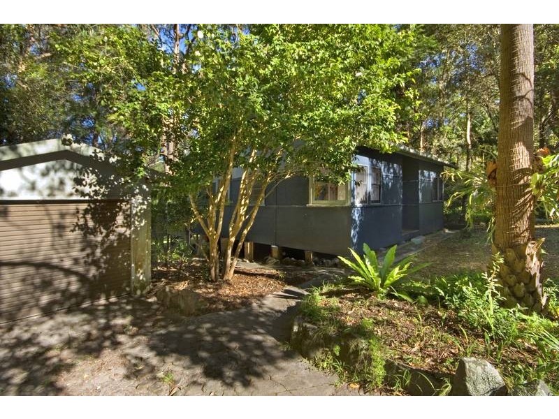 23 Beryl Boulevarde, Pearl Beach NSW 2256