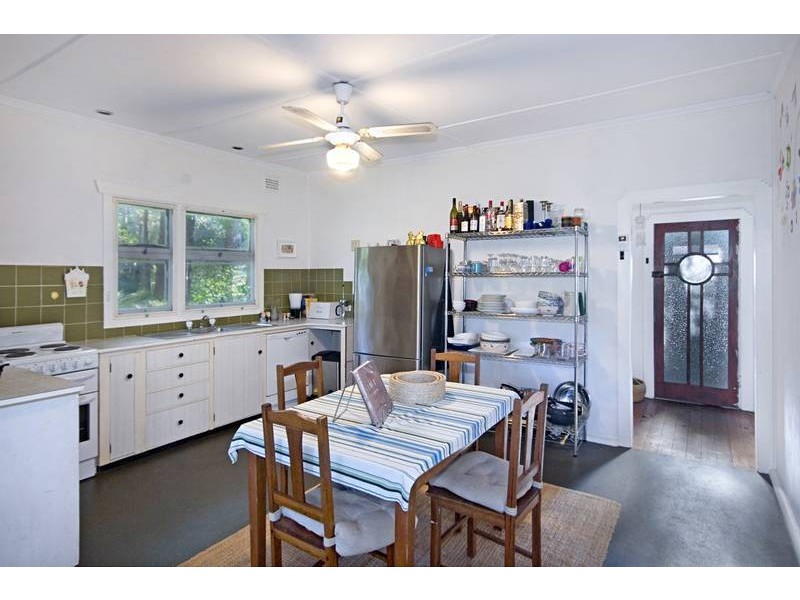 23 Beryl Boulevarde, Pearl Beach NSW 2256