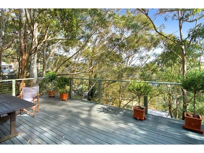 10 Francis Road, North Avoca NSW 2260