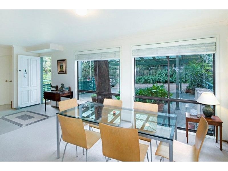 10 Francis Road, North Avoca NSW 2260