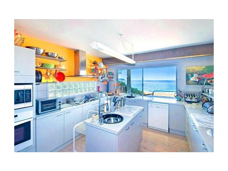 4 Coral Crescent, Pearl Beach NSW 2256