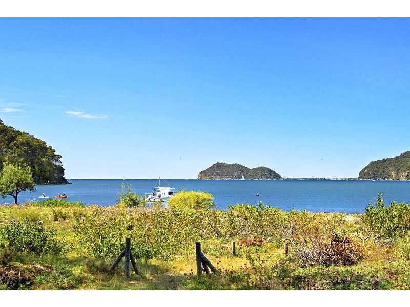 35 Bay Street, Patonga NSW 2256