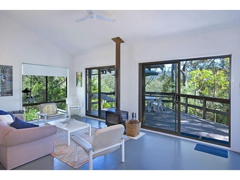 20 Crystal Avenue, Pearl Beach NSW 2256