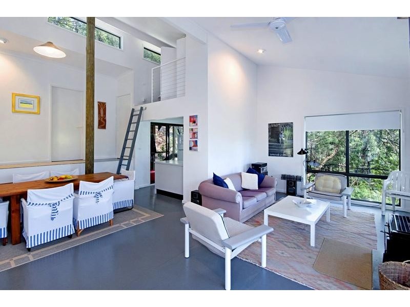 20 Crystal Avenue, Pearl Beach NSW 2256