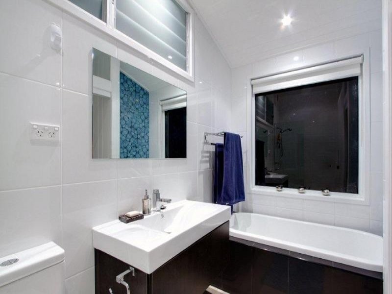 20 Harcourt Place, North Avoca NSW 2260