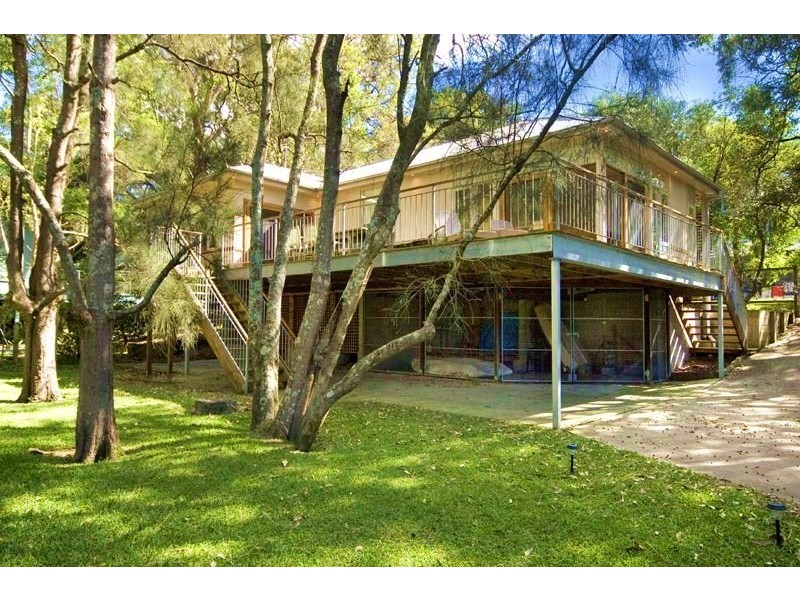 3 Tourmaline Ave, Pearl Beach NSW 2256
