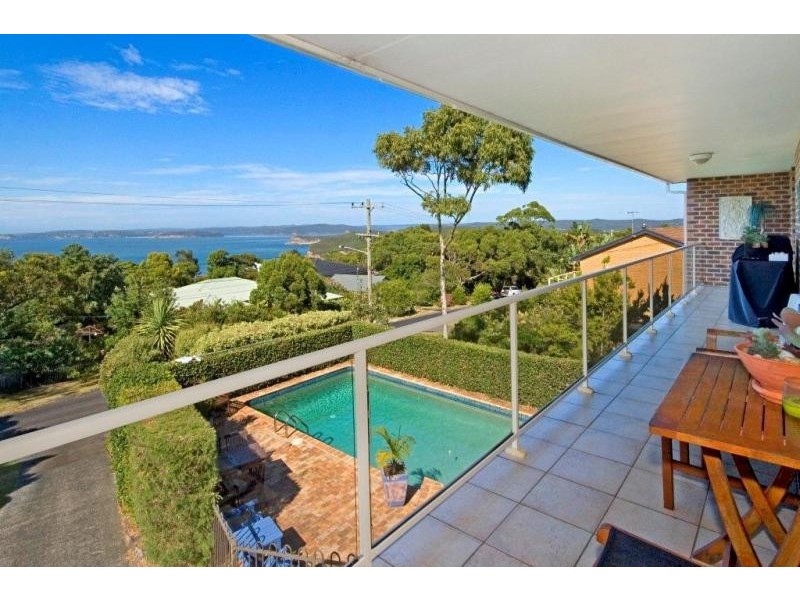 27 Pauline Ave, Killcare Heights NSW 2257