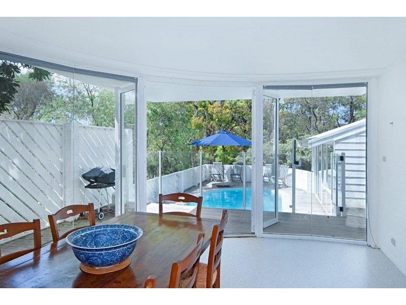 18 Beryl Boulevarde, Pearl Beach NSW 2256