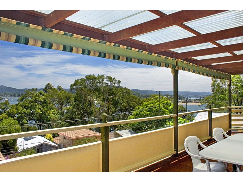 98 Heath Road, Pretty Beach NSW 2257