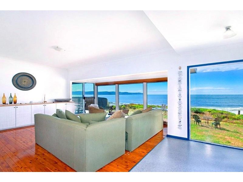 36 Coral Cres, Pearl Beach NSW 2256