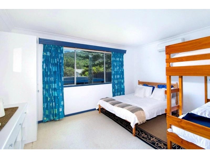 36 Coral Cres, Pearl Beach NSW 2256
