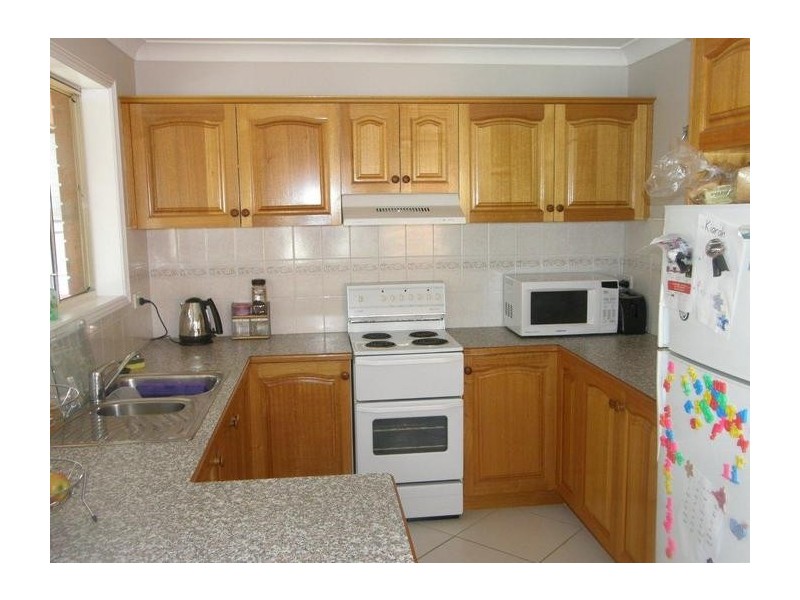 2/125 Memorial Ave, Ettalong Beach NSW 2257