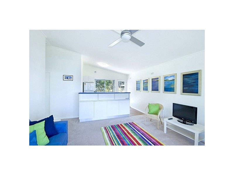 2 Pearl Parade, Pearl Beach NSW 2256