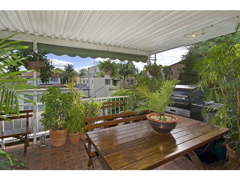 1/11 Lynn Ave, Point Frederick NSW 2250