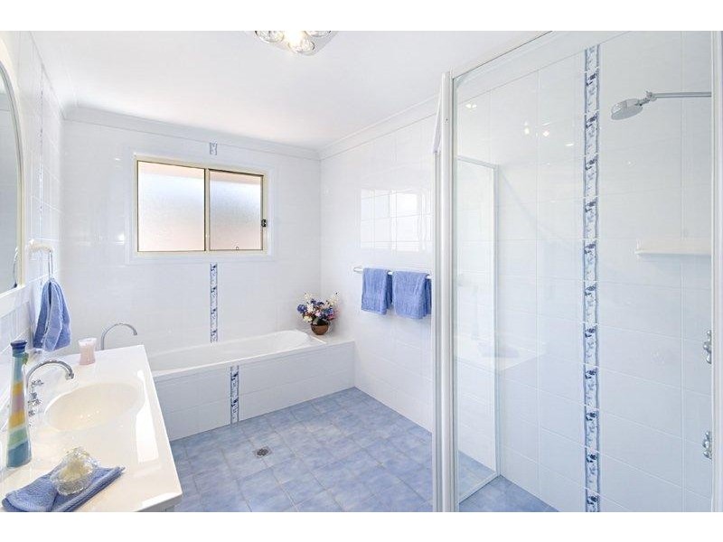 1 & 2/115 Rawson Road, Woy Woy NSW 2256