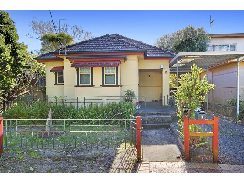 9 Karingi Street, Ettalong Beach NSW 2257