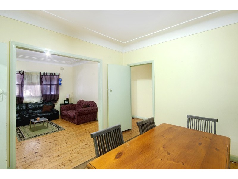 9 Karingi Street, Ettalong Beach NSW 2257