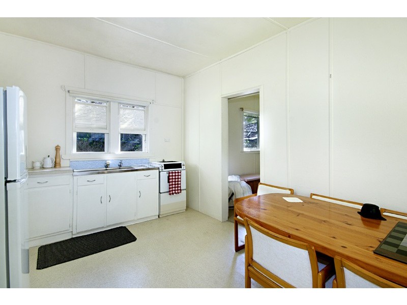 9 Karingi Street, Ettalong Beach NSW 2257