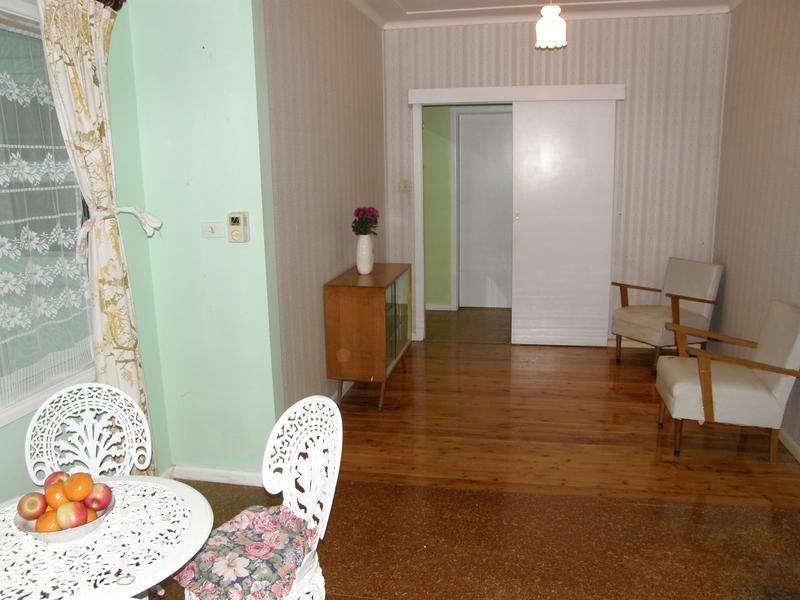 42 Edward Street, Woy Woy NSW 2256