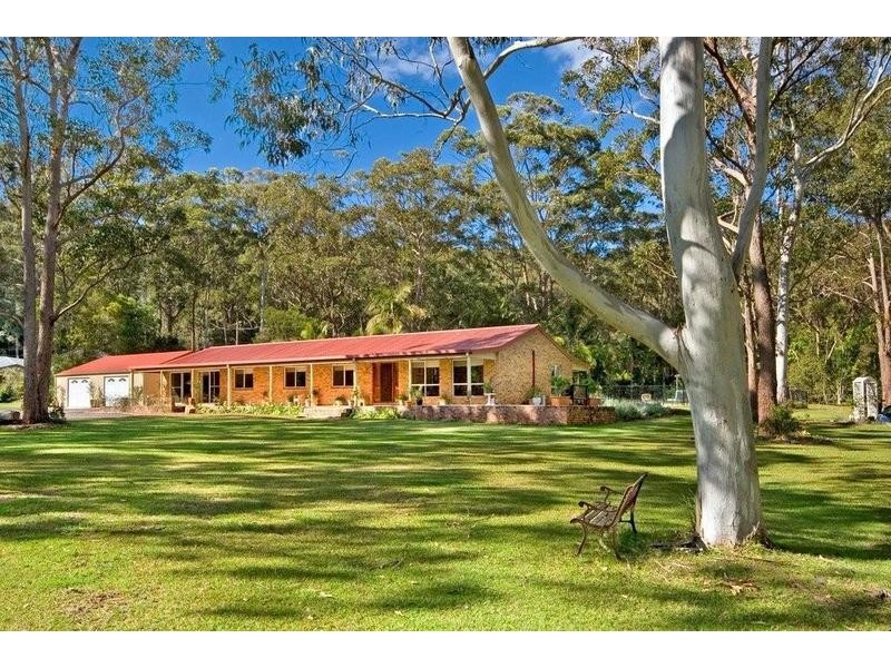68 Pomona Road, Empire Bay NSW 2257