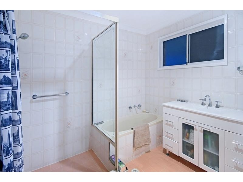 68 Pomona Road, Empire Bay NSW 2257