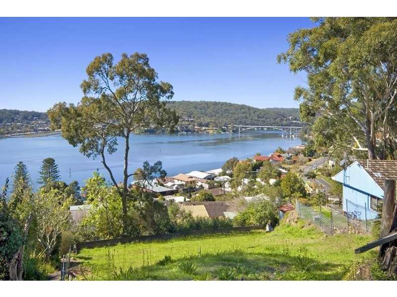 33 Bay Street, Woy Woy NSW 2256