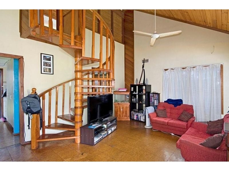 5 Karingi Street, Ettalong Beach NSW 2257