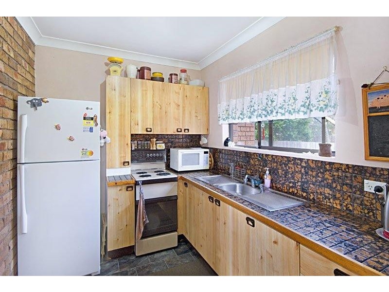 2/173 Ocean View Road, Ettalong Beach NSW 2257