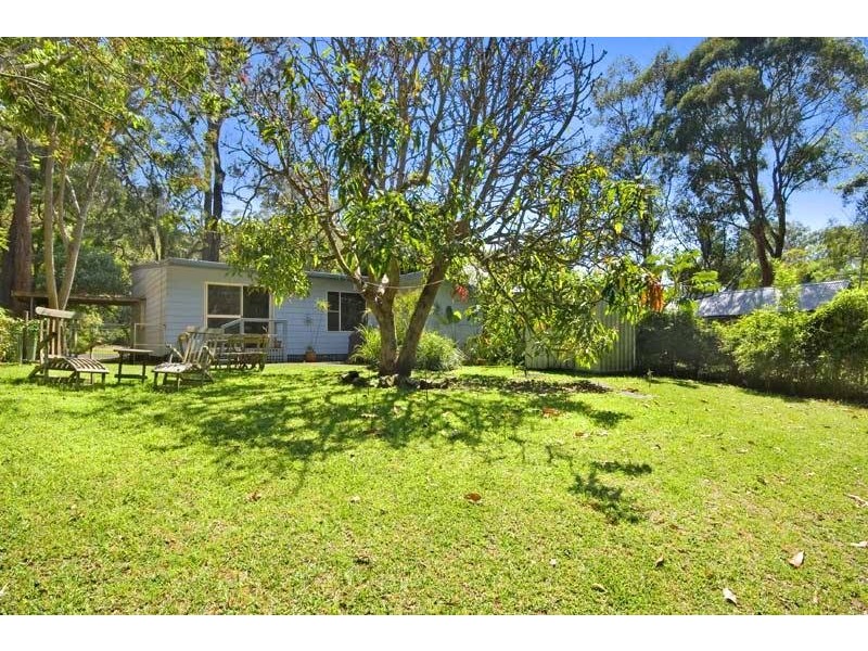30 Pearl Beach Drive, Pearl Beach NSW 2256