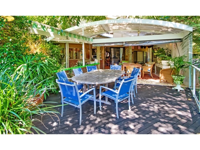 16 Nukara Avenue, Hardys Bay NSW 2257