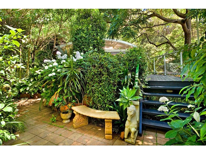 16 Nukara Avenue, Hardys Bay NSW 2257