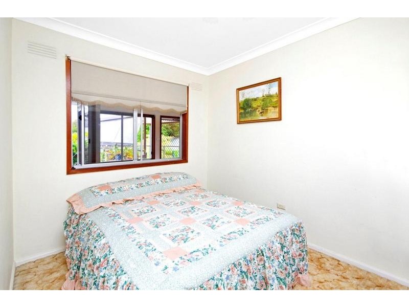 11 Reserve Drive, Bateau Bay NSW 2261