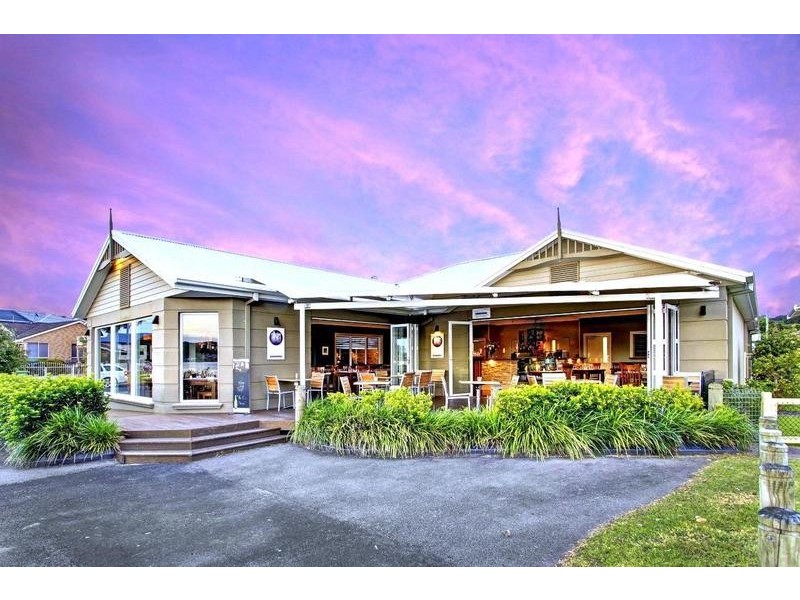 1 Restella Ave, Davistown NSW 2251