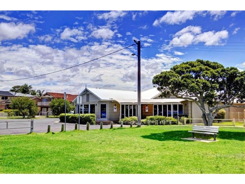 1 Restella Ave, Davistown NSW 2251
