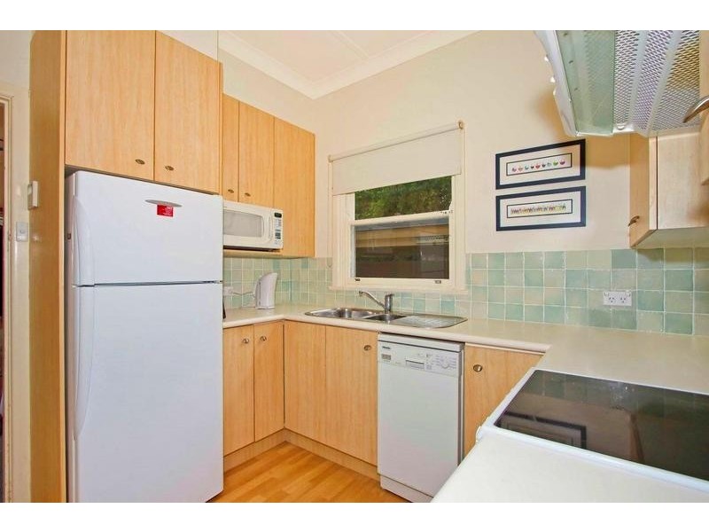 3 Emerald Avenue, Pearl Beach NSW 2256