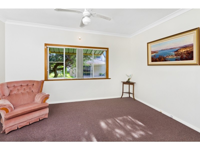12 Reserve Drive, Bateau Bay NSW 2261