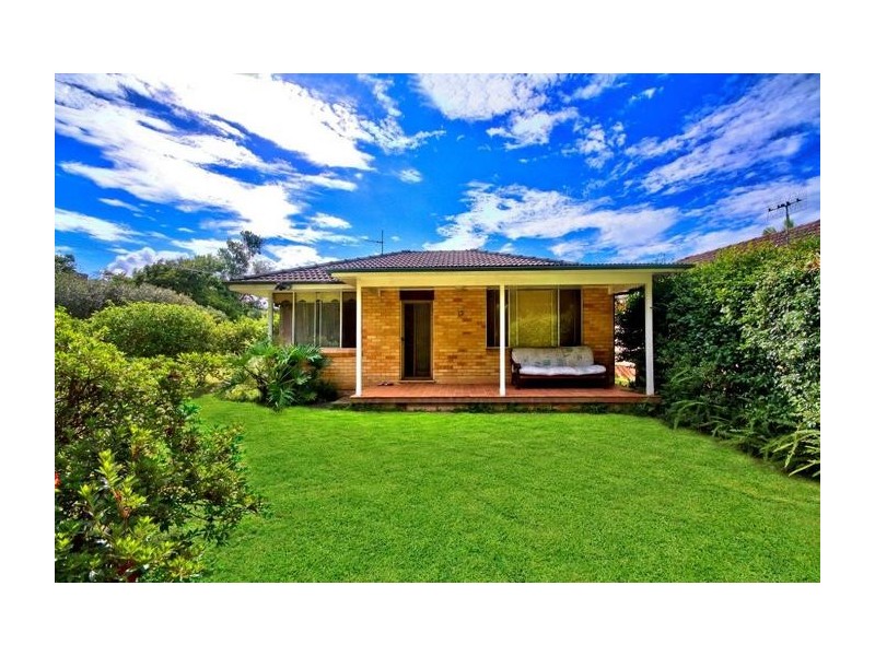 13 Reserve Drive, Bateau Bay NSW 2261