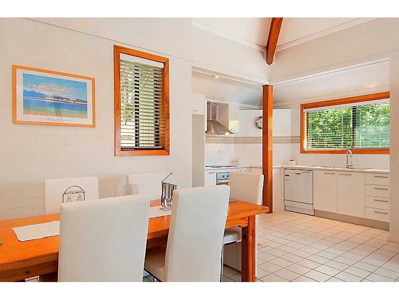 28 Beach Drive, Killcare NSW 2257