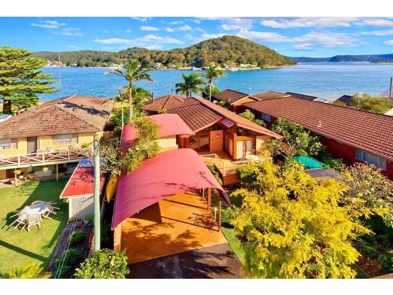 384 Booker Bay Road, Booker Bay NSW 2257