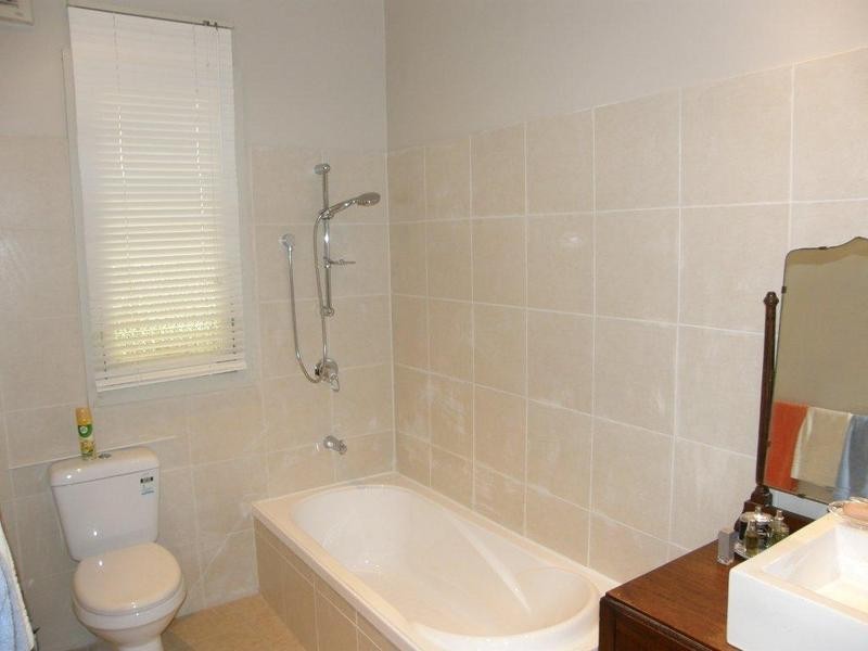 202 Memorial Avenue, Ettalong Beach NSW 2257