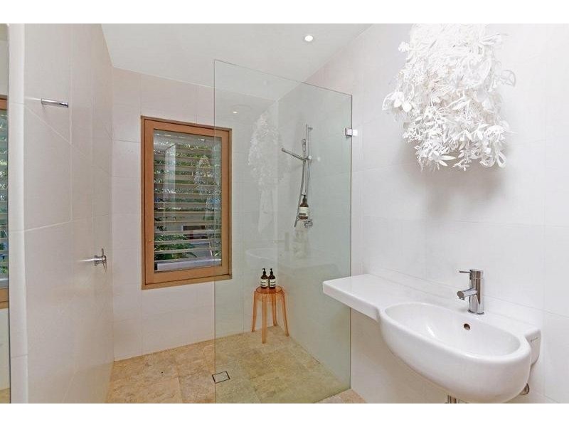 4 Pearl Beach Drive, Pearl Beach NSW 2256