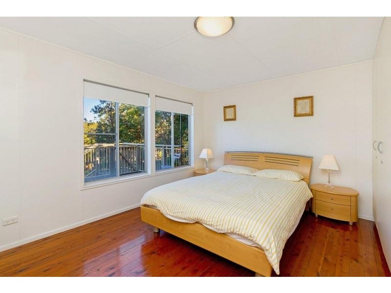 8 Beryl Boulevarde, Pearl Beach NSW 2256